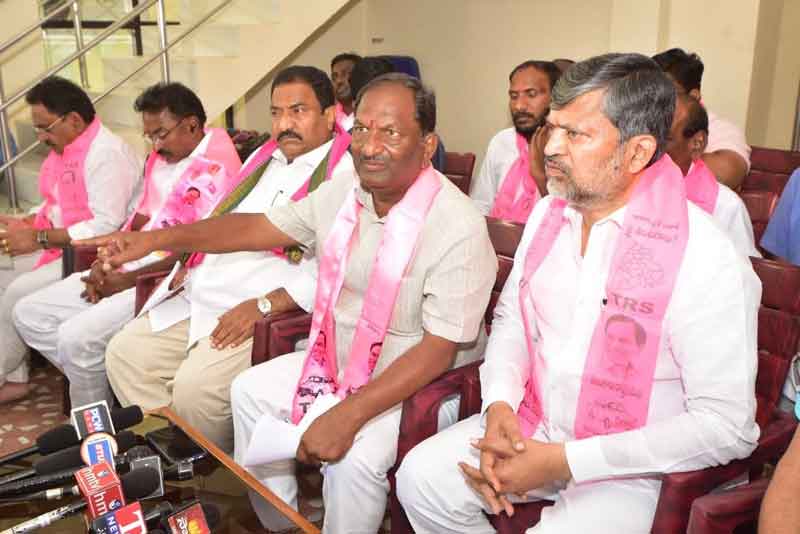 దళిత బంధు ఆపింది బీజేపీయే..