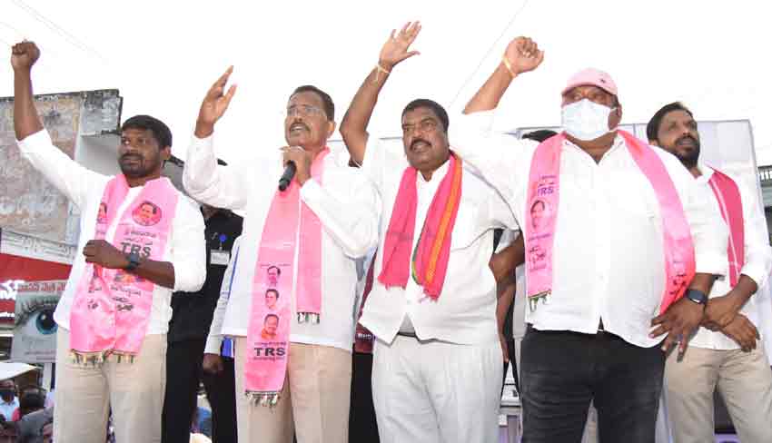 70 ఏండ్లలో దళితుల కోసం ఏమైనా చేసిన్రా..?