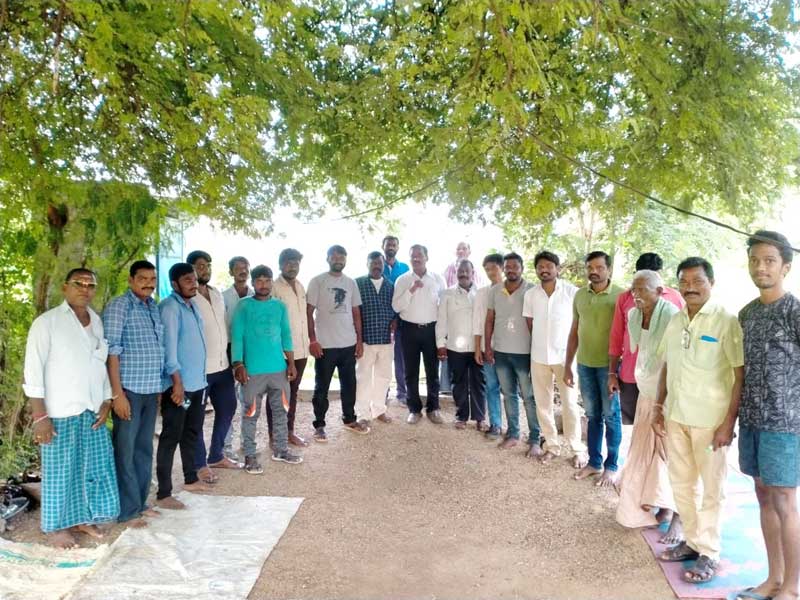 ‘దళితబంధు’తో వ్యాపారవేత్తలుగా ఎదగాలి