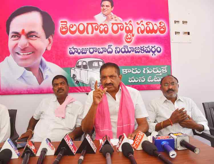 బీజేపీకి ఓటెందుకు వేయాలి ఈటలా..?