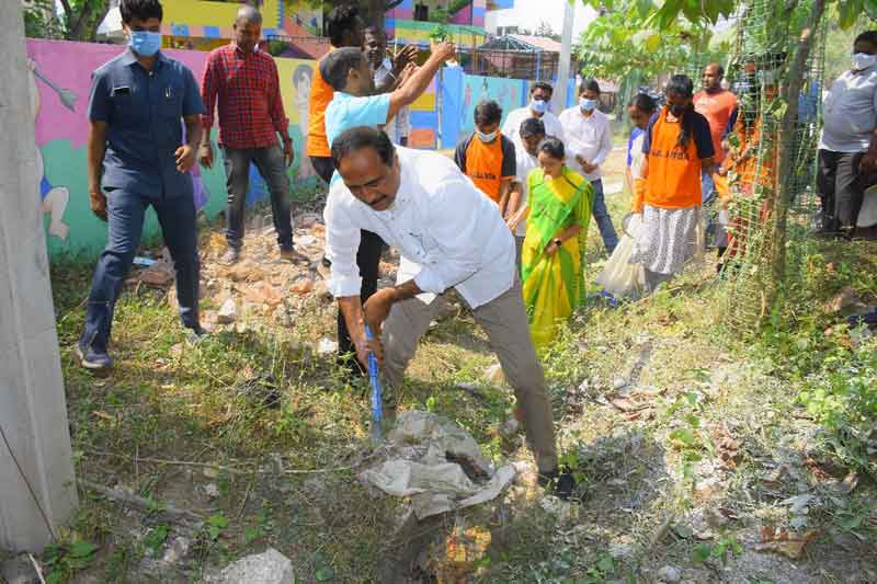 పథకాలు దేశానికే ఆదర్శం