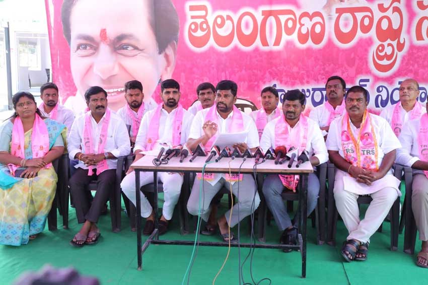 ఓడిపోతామనే బీజేపీ కుట్ర