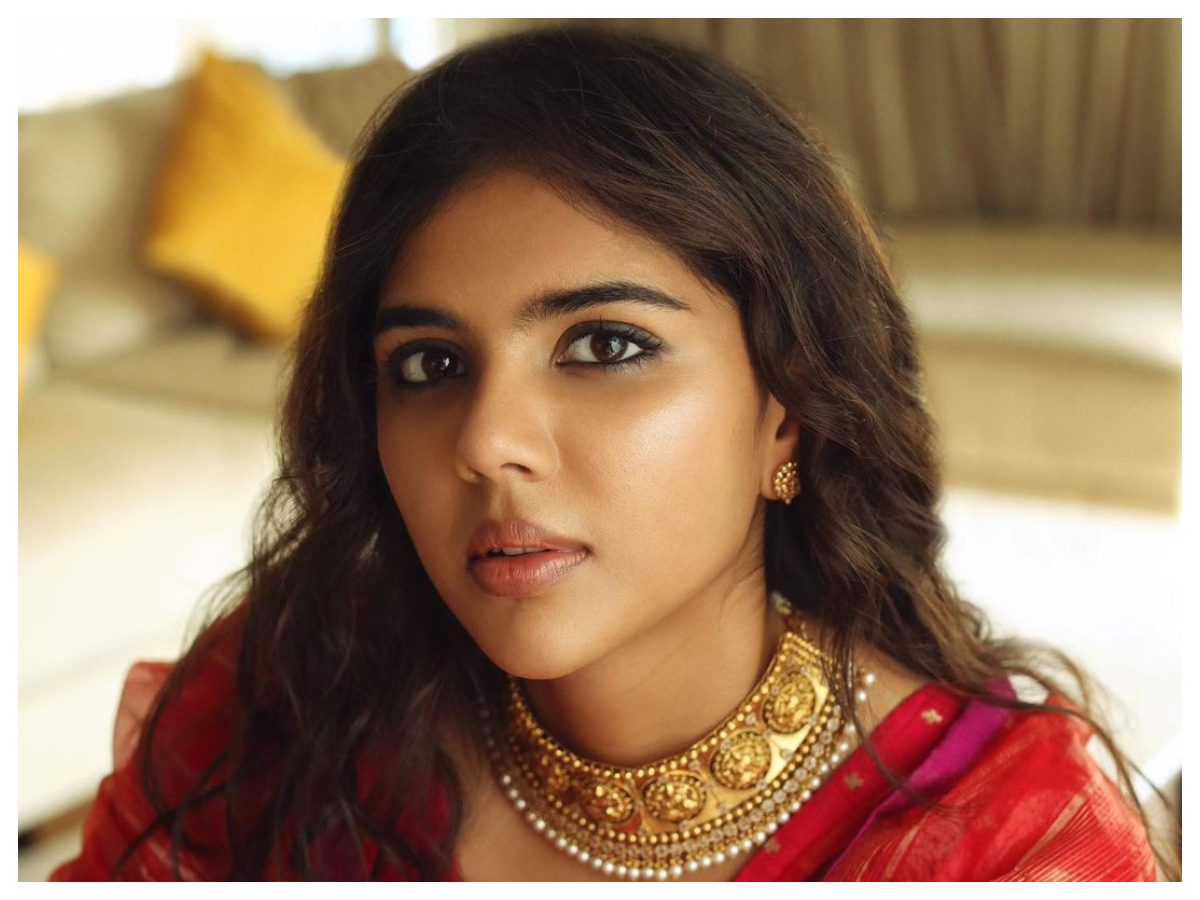 Kalyani Priyadarshan | రెడ్ డ్రెస్‌లో కల్యాణి ప్రియదర్శన్ బ్యూటిఫుల్ పిక్స్..