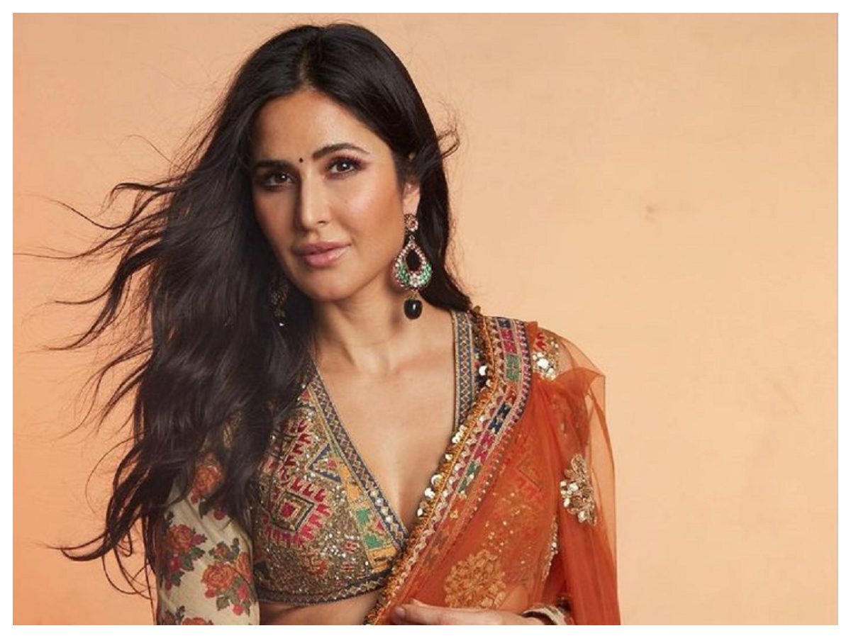 Katrina Kaif | చీరకట్టులో హొయలుపోయిన కత్రినా కైఫ్