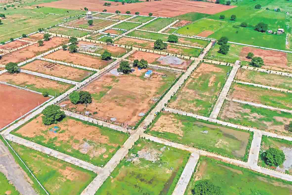 కబ్జాలపై నజర్