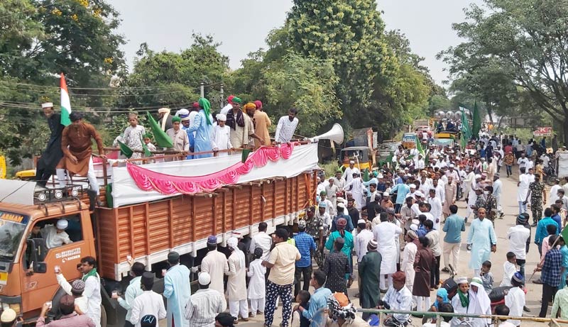 భక్తిశ్రద్ధలతో మిలాద్‌ ఉన్‌ నబీ