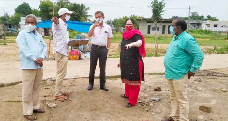 నస్పూర్‌లో ఇంటిగ్రేటెడ్‌ మార్కెట్‌