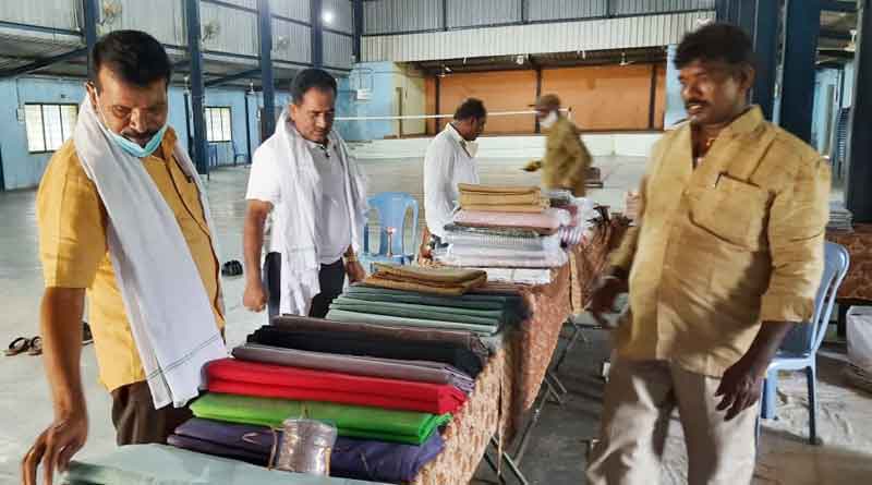 ఖాదీ వస్ర్తాలు ధరిద్దాం ..