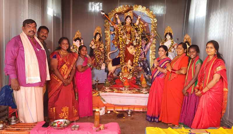 సల్లంగ సూడు దుర్గమ్మ తల్లీ..