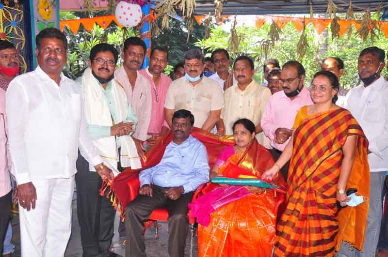 రోజుకు 5 ర్యాకుల బొగ్గు రవాణా