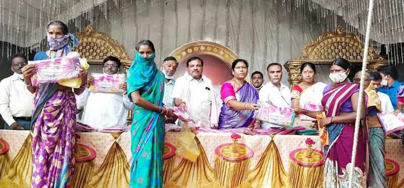 తెలంగాణ సంస్కృతికి ప్రతీక బతుకమ్మ