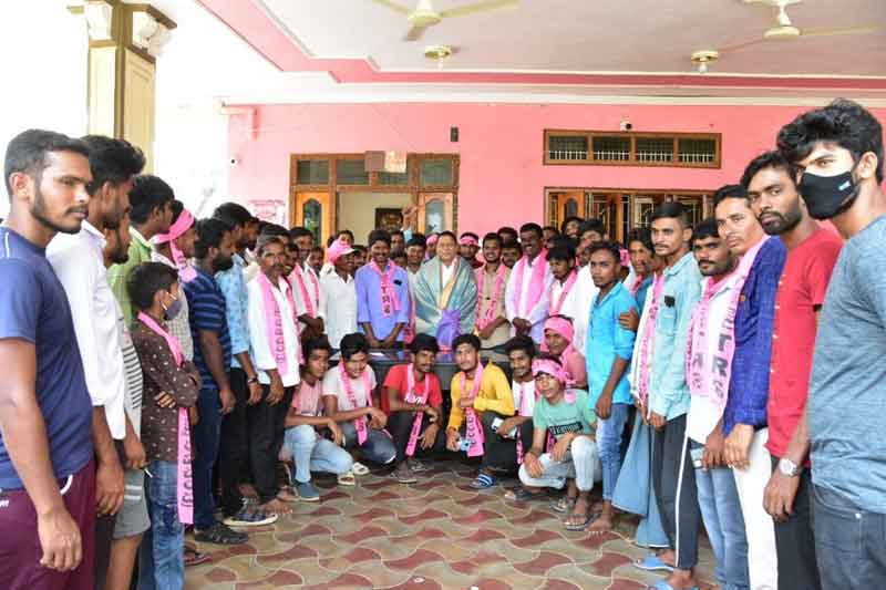 సీఎం కేసీఆర్‌తోనే రాష్ట్రం సస్యశ్యామలం