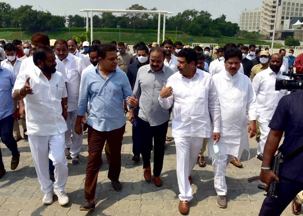 Trs plenary | టీఆర్ఎస్ అభివృద్ధితో దేశం చూపు తెలంగాణ వైపు :  మంత్రి కేటీఆర్‌