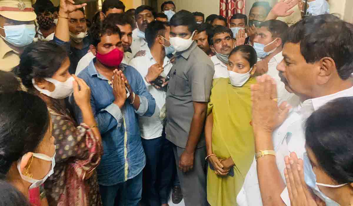 Almaspur Incident | ఆరేళ్ల చిన్నారిపై అత్యాచార ఘటన బాధాకరం: ఎమ్మెల్సీ బస్వరాజు సారయ్య