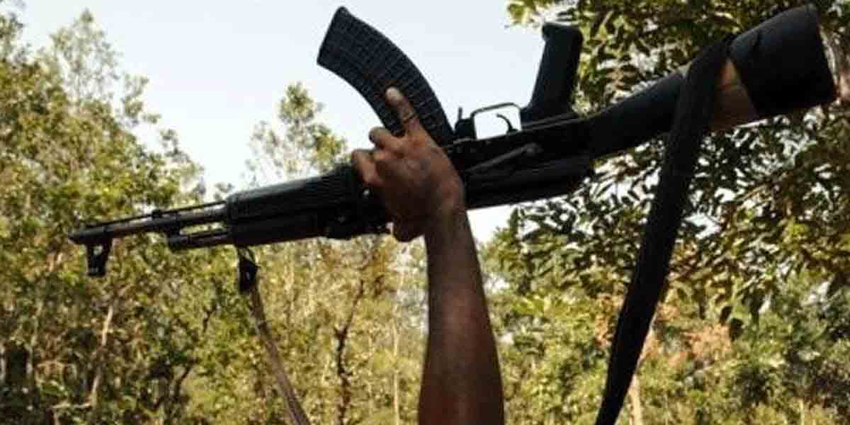 సుక్మా జిల్లాలో మ‌రో 43 మంది మావోయిస్టులు లొంగుబాటు