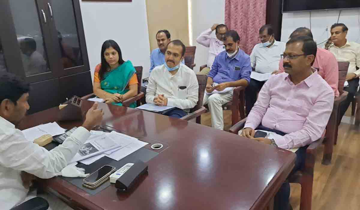 పోడు భూముల సమస్యకు శాశ్వత పరిష్కారం దిశగా ప్రభుత్వం కసరత్తు : మంత్రి జగదీష్ రెడ్డి