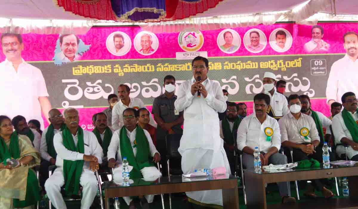 ఏడాదిలో వ‌ట్టెం, క‌రివెన రిజ‌ర్వాయ‌ర్ పూర్తి చేస్తాం : మంత్రి నిరంజ‌న్ రెడ్డి