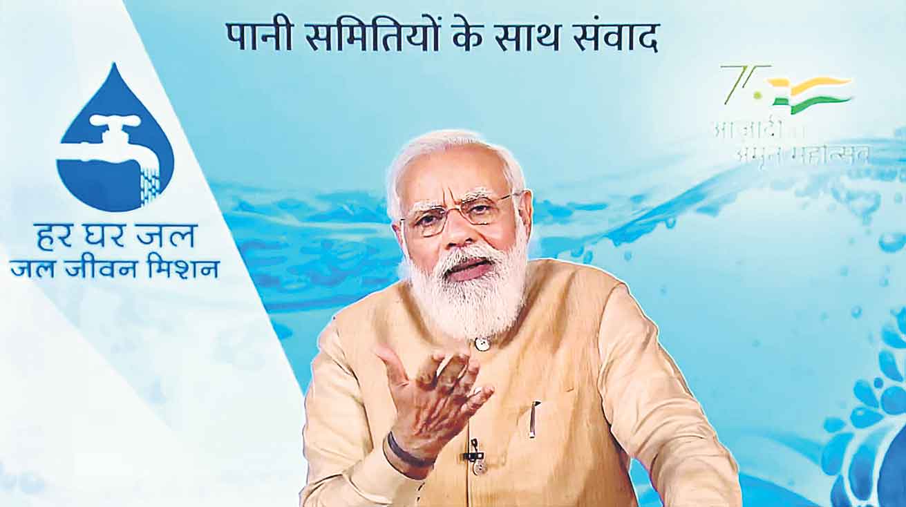 విమర్శల్లేవు.. ఆరోపణలే