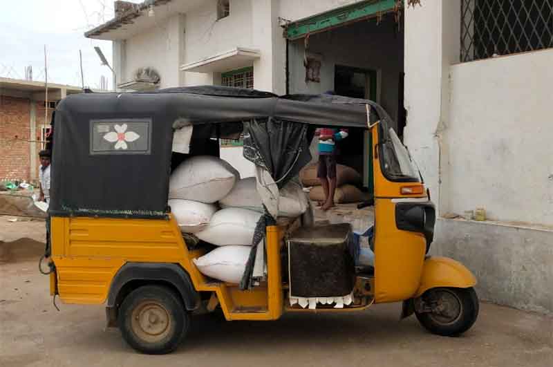 పీడీఎస్‌ బియ్యాన్ని సన్నగా మారుస్తున్న మిల్లర్లు