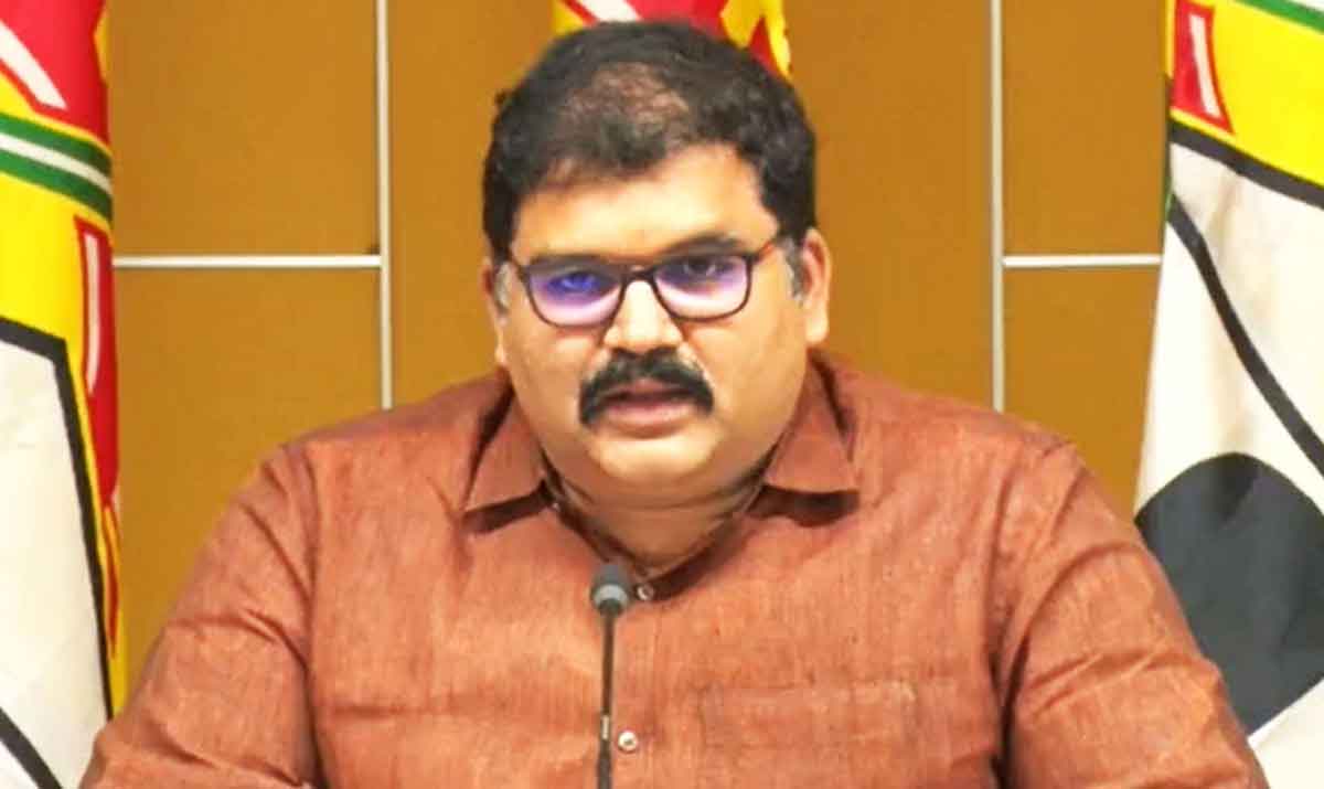 TDP Pattabhi | మాల్దీవుల్లో ఏపీ టీడీపీ నేత ప‌ట్టాభి?