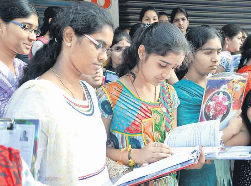 ఇంటర్‌ పరీక్షలకు సర్వం సిద్ధం