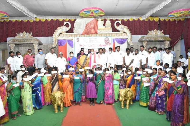 కల్యాణలక్ష్మి దేశానికే ఆదర్శం