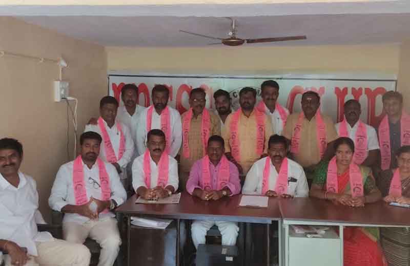 మధూకర్‌ను విమర్శిస్తే సహించం