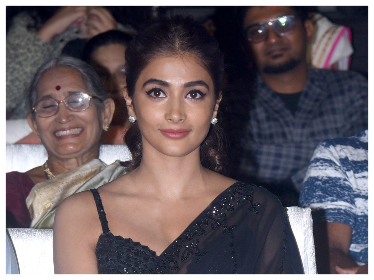 Pooja Hegde | ‘మోస్ట్ ఎలిజిబుల్ బ్యాచిలర్’ గ్రాండ్ సక్సెస్ ఈవెంట్‌లో పూజా హెగ్డే..