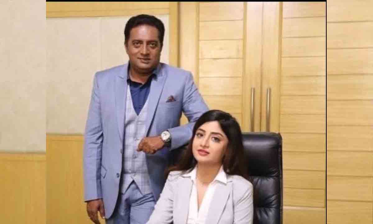 Poonam kaur | ఆయ‌నే గెల‌వాలి..పూన‌మ్ కౌర్ సంచ‌ల‌న ట్వీట్