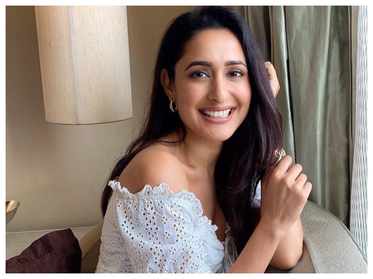 Pragya Jaiswal | అందాల బొమ్మ ప్రగ్యా జైస్వాల్