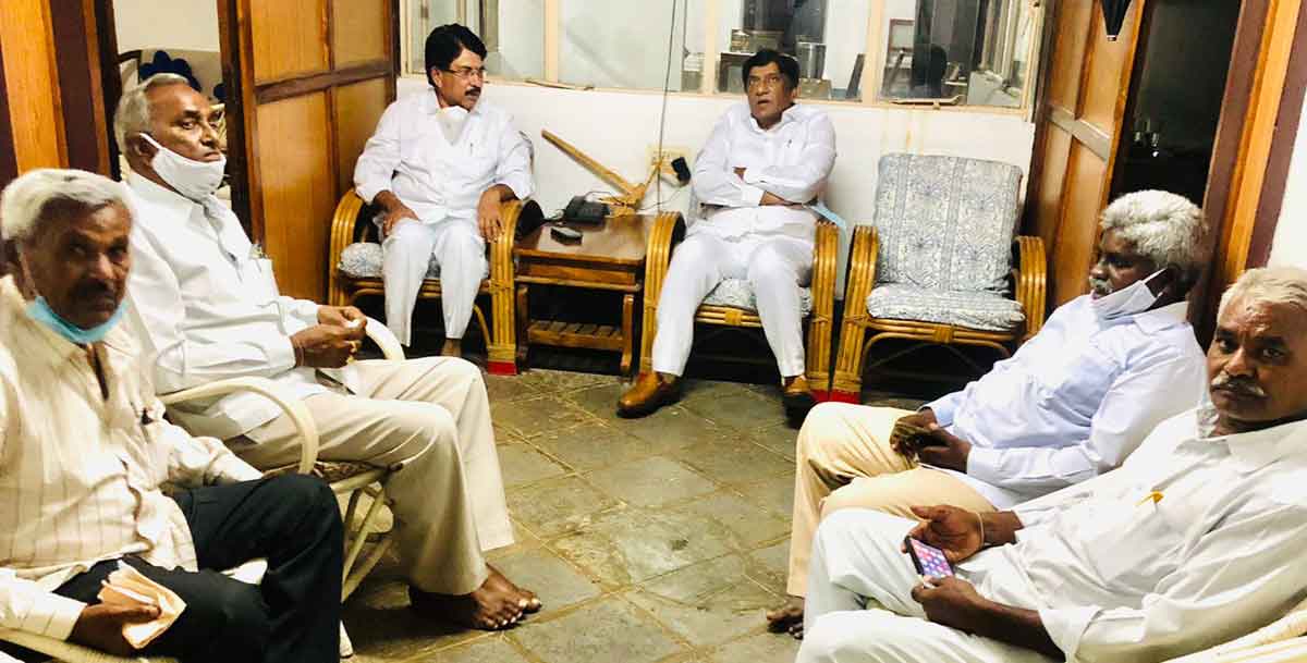 టీఆర్‌ఎస్‌కు భారీ మెజార్టీ ఖాయం