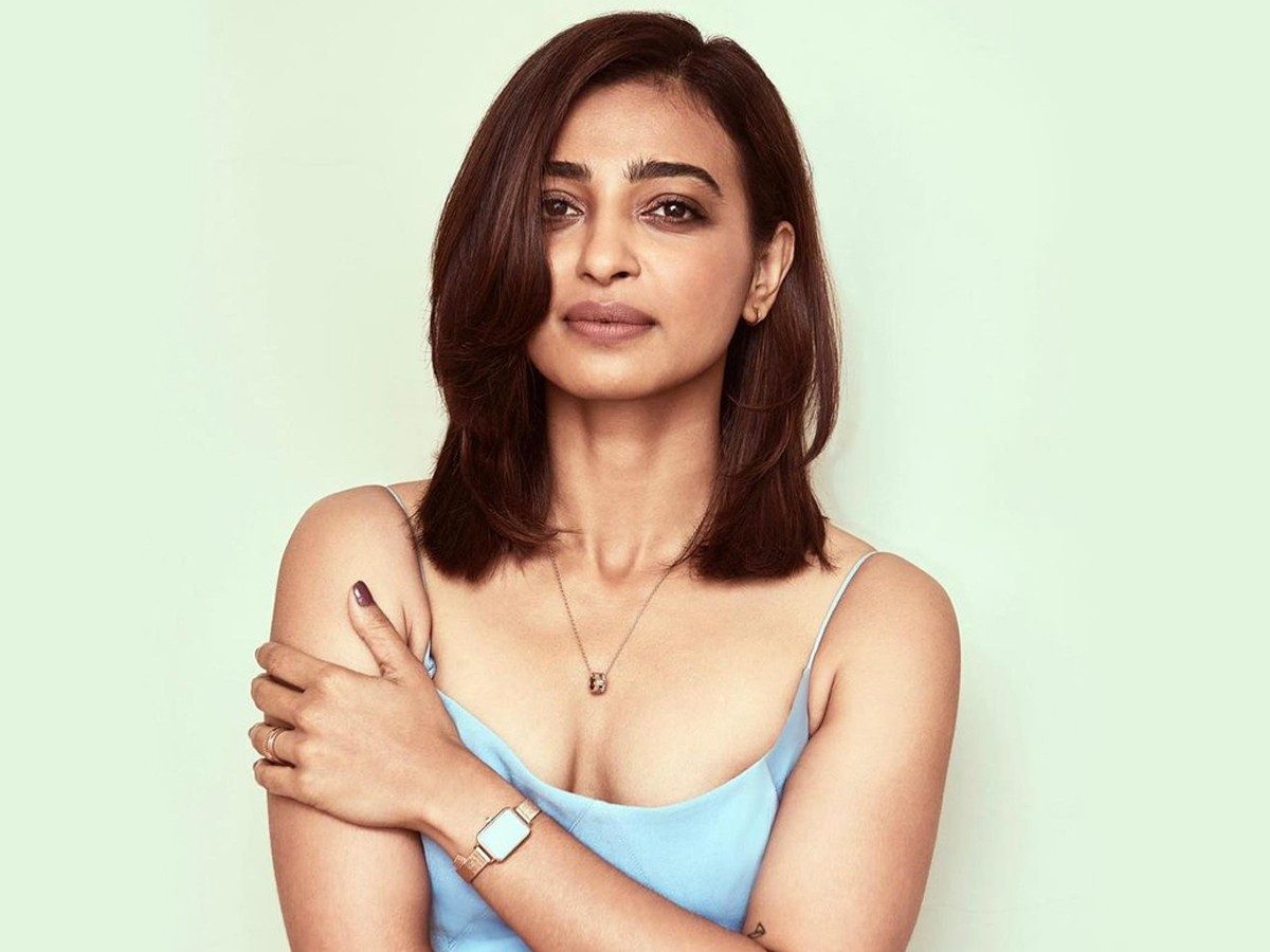 Radhika Apte | రాధిక ఆప్టే అందాల విందు…