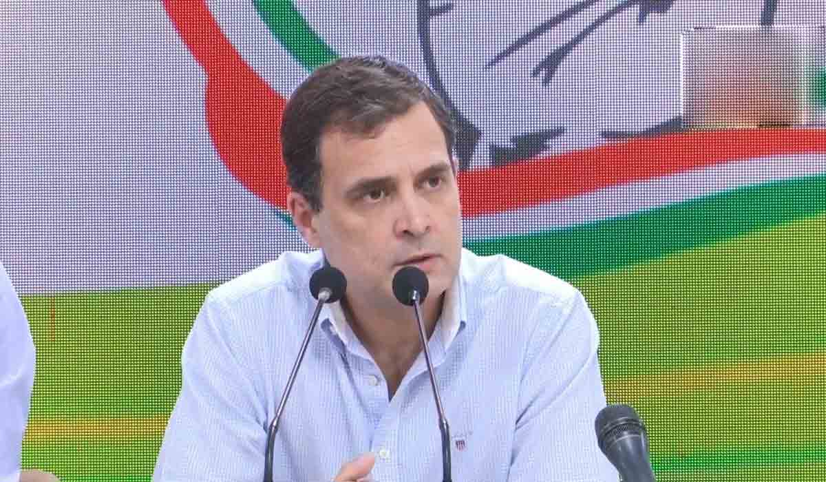 విరాట్‌ కోహ్లీకి రాహుల్‌ గాంధీ మద్దతు