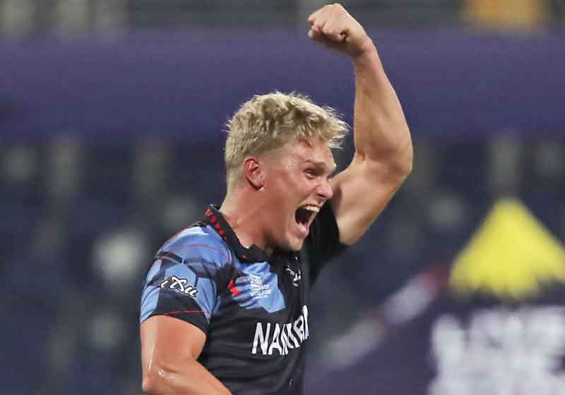 నమీబియా బోణీ