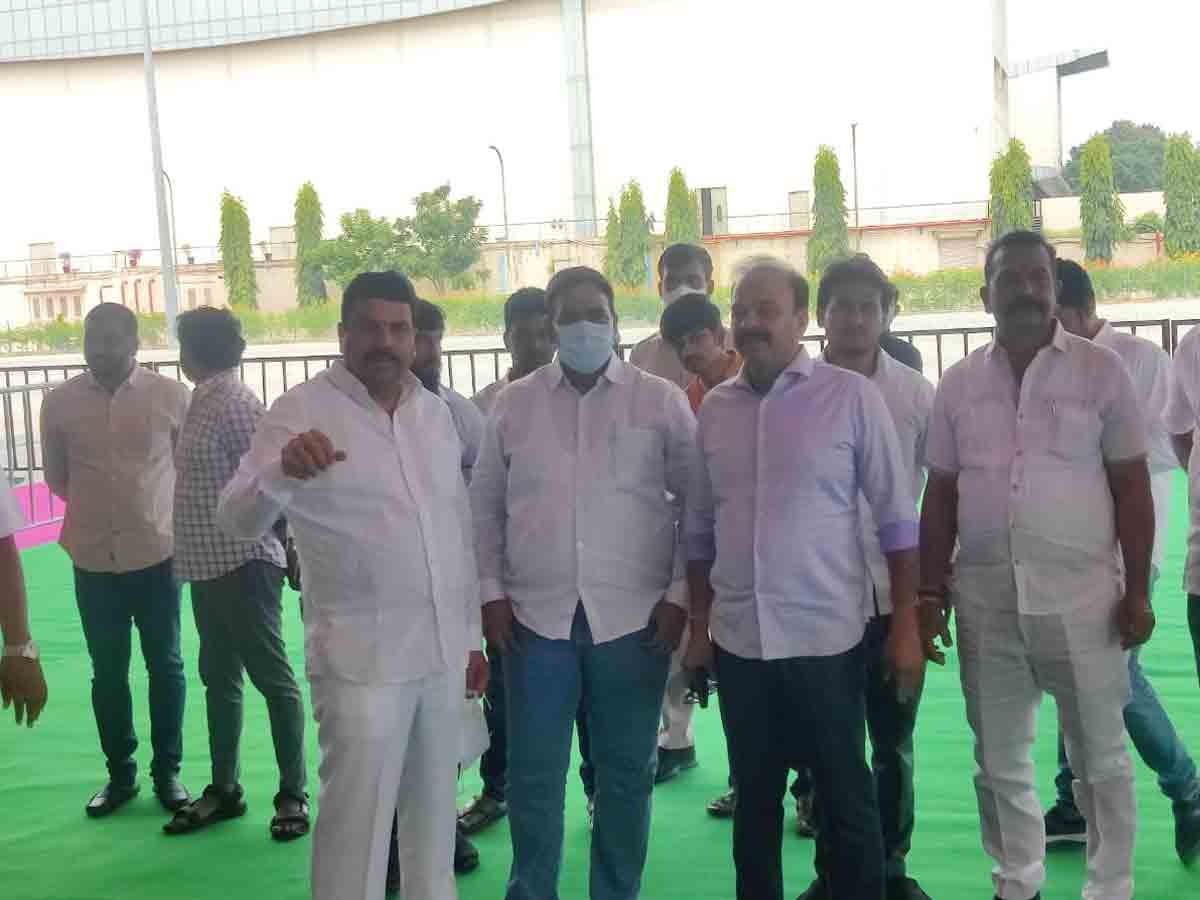 ప్లీనరీ ఏర్పాట్లను పర్యవేక్షించిన ఎంపీ రంజిత్ రెడ్డి