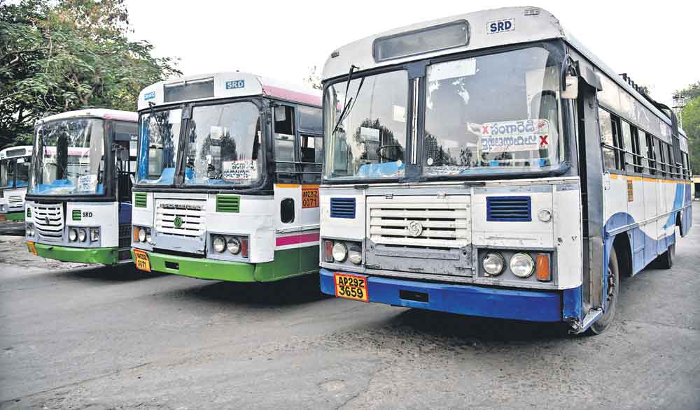 14 వరకు ఆర్టీసీ ప్రత్యేక బస్సులు