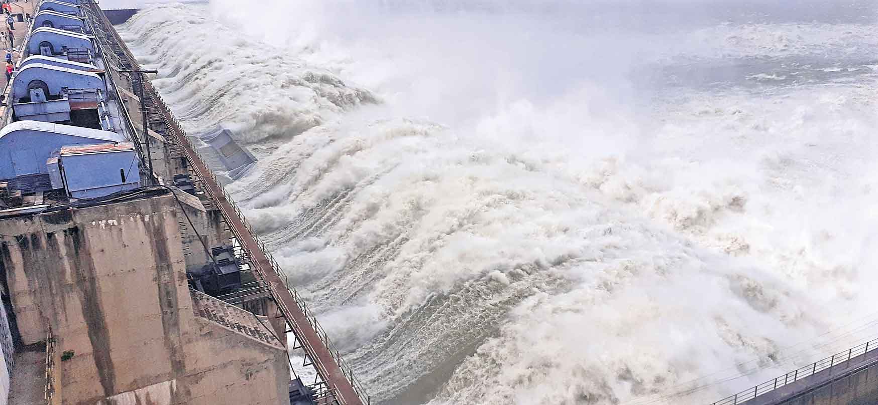 ఎస్సారెస్పీకి భారీగా వరద