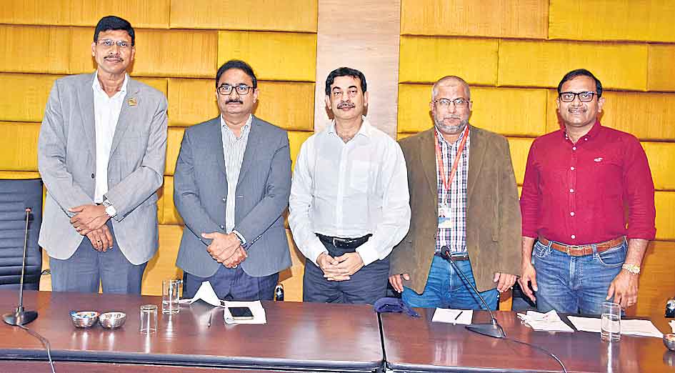 సకలం సమకూరుస్తాం