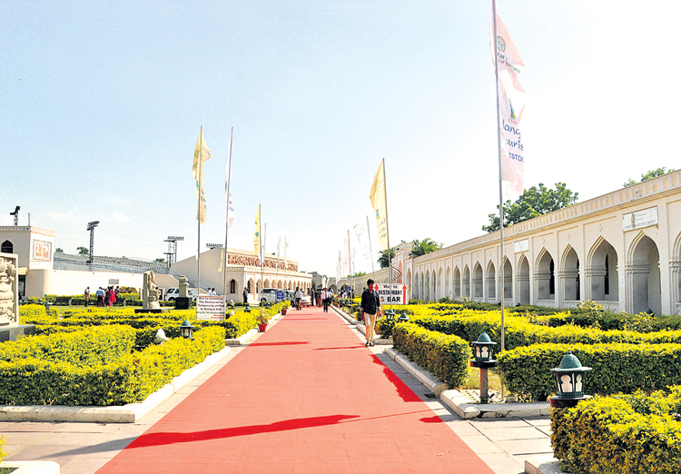 తారామతి బారదారి