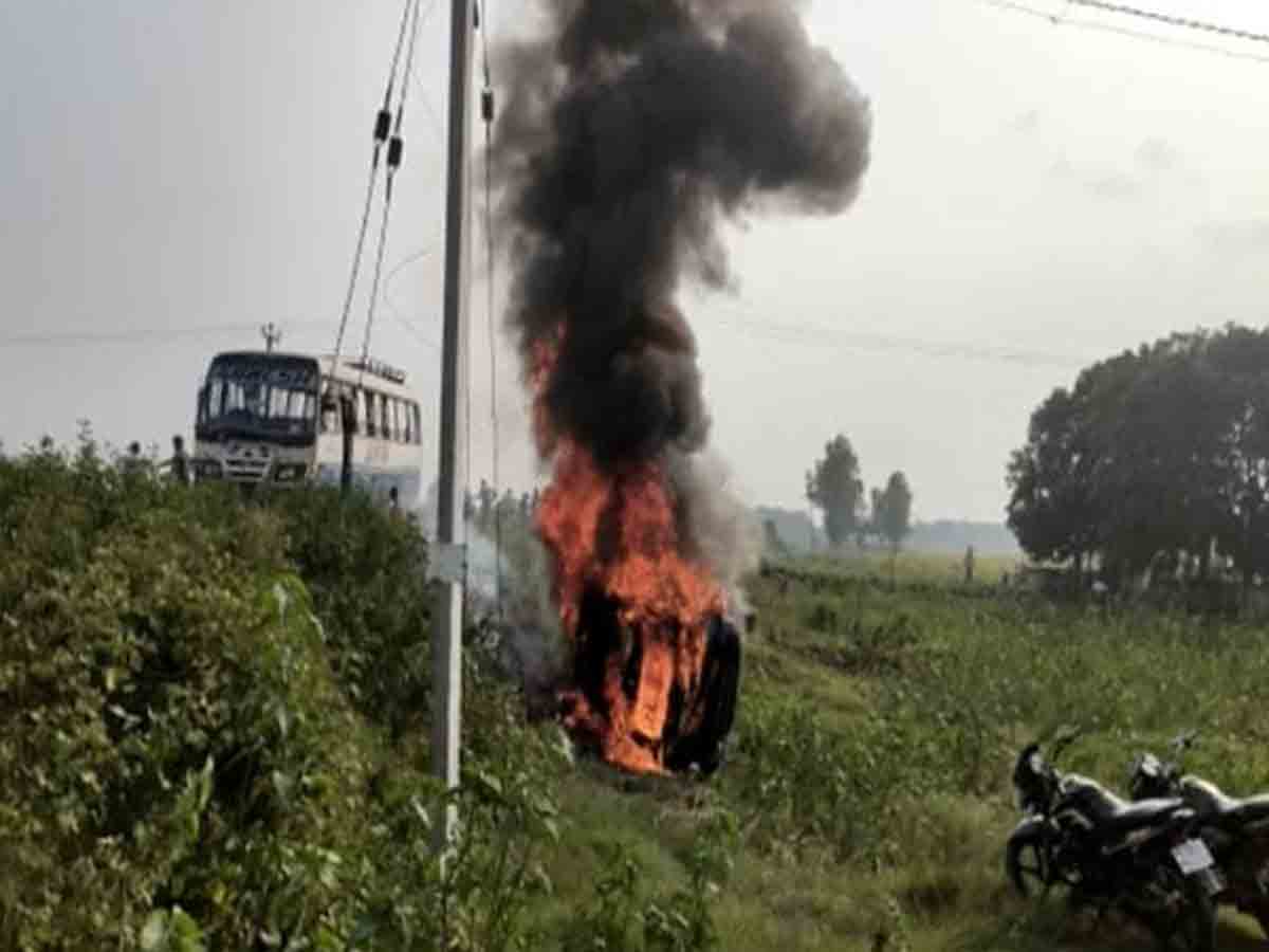 రైతులపైకి దూసుకెళ్లిన మంత్రుల కాన్వాయ్‌.. యూపీలో చెలరేగిన హింస