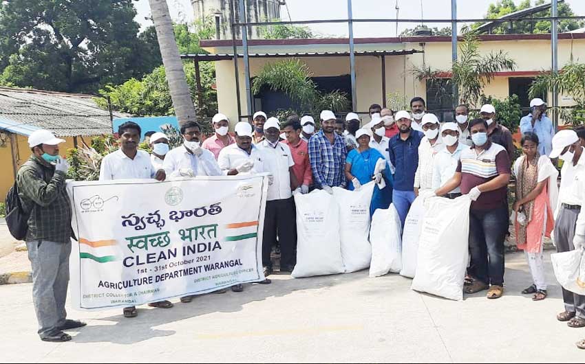 పర్యావరణాన్ని కాపాడుకోవాలి