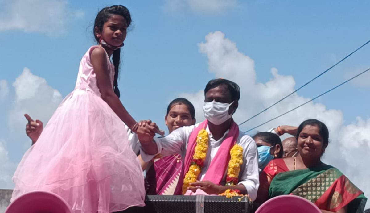 Huzurabad | పేదింటి బిడ్డ‌ గెల్లు ఎన్నిక‌ల ప్ర‌చారానికి చందాలు