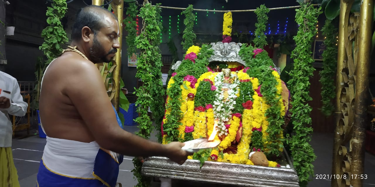 Yadadri: ఆండాళ్ అమ్మవారికి ఊంజల్‌ సేవోత్సవం