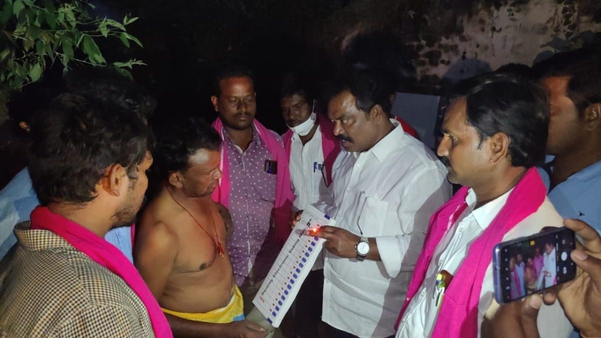 Huzurabad | ద‌ళిత‌బంధు ఆగ‌దు.. ధైర్యంగా ఉండండి : ద‌ళితుల‌కు ఎమ్మెల్యే సుంకె రవిశంకర్ భరోసా