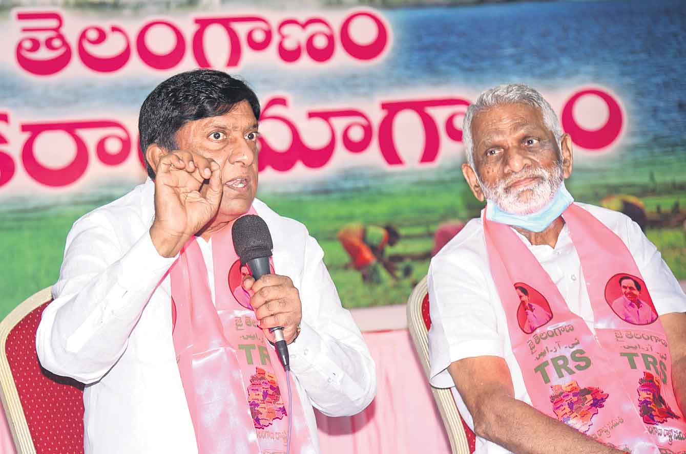 కేంద్రం ఒక్కపైసా అదనంగా ఇవ్వలే