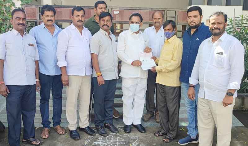 పేదలకు అండగా సీఎం సహాయ నిధి