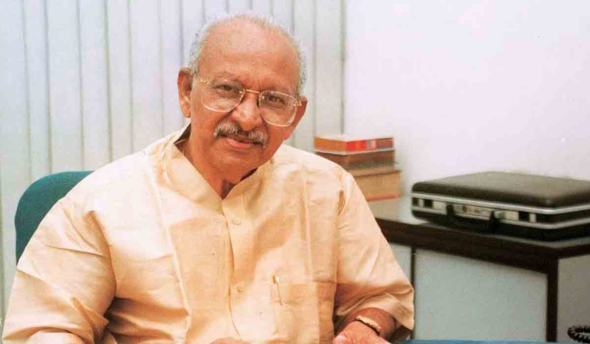 Cartoonist | ప్ర‌ముఖ కార్టూనిస్ట్ యేసుదాస‌న్ మృతి