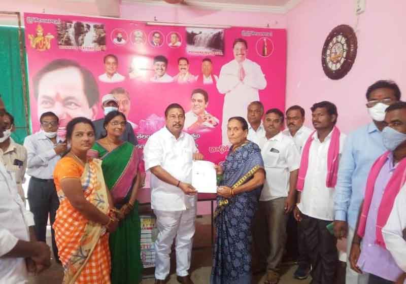 పేదల ఆరోగ్యానికి సర్కారు భరోసా