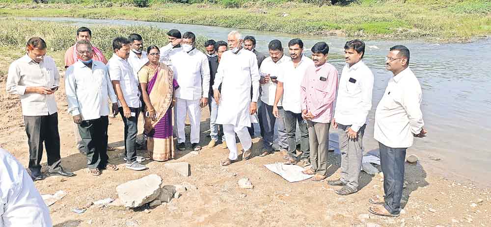 ‘సద్దుల బతుకమ్మ’కు ఏర్పాట్లు చేయాలి
