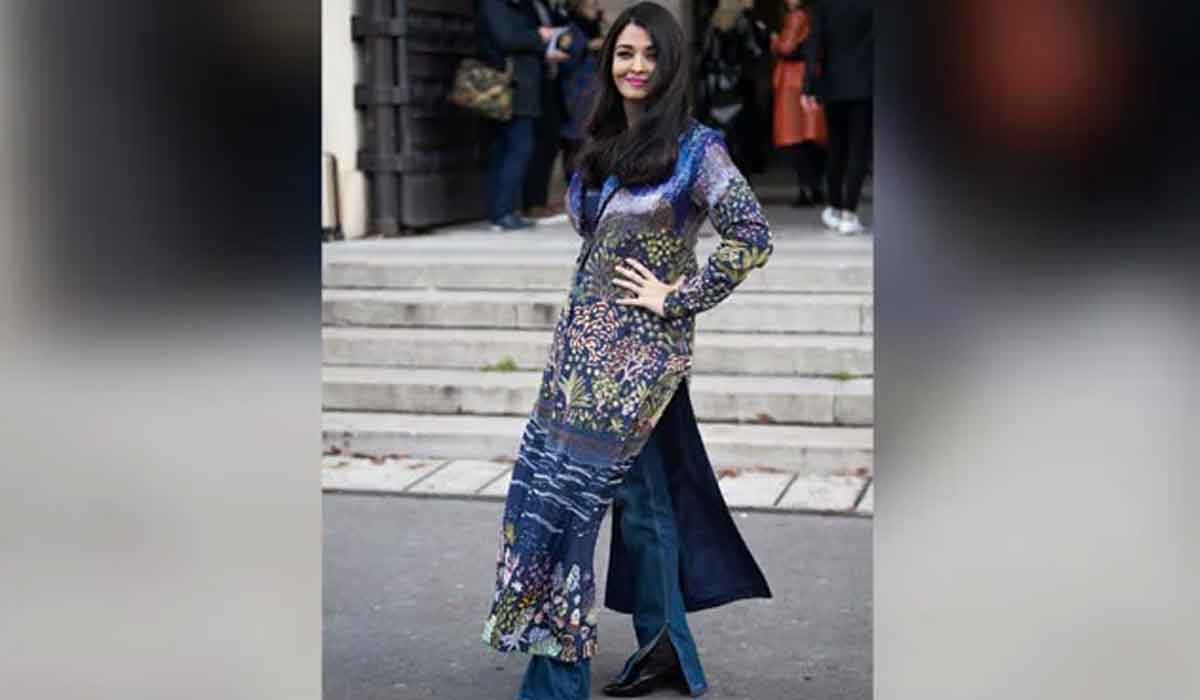 పారిస్ వీధుల్లో.. బ్లూ కుర్తాలో ఐశ్వ‌ర్య‌రాయ్‌